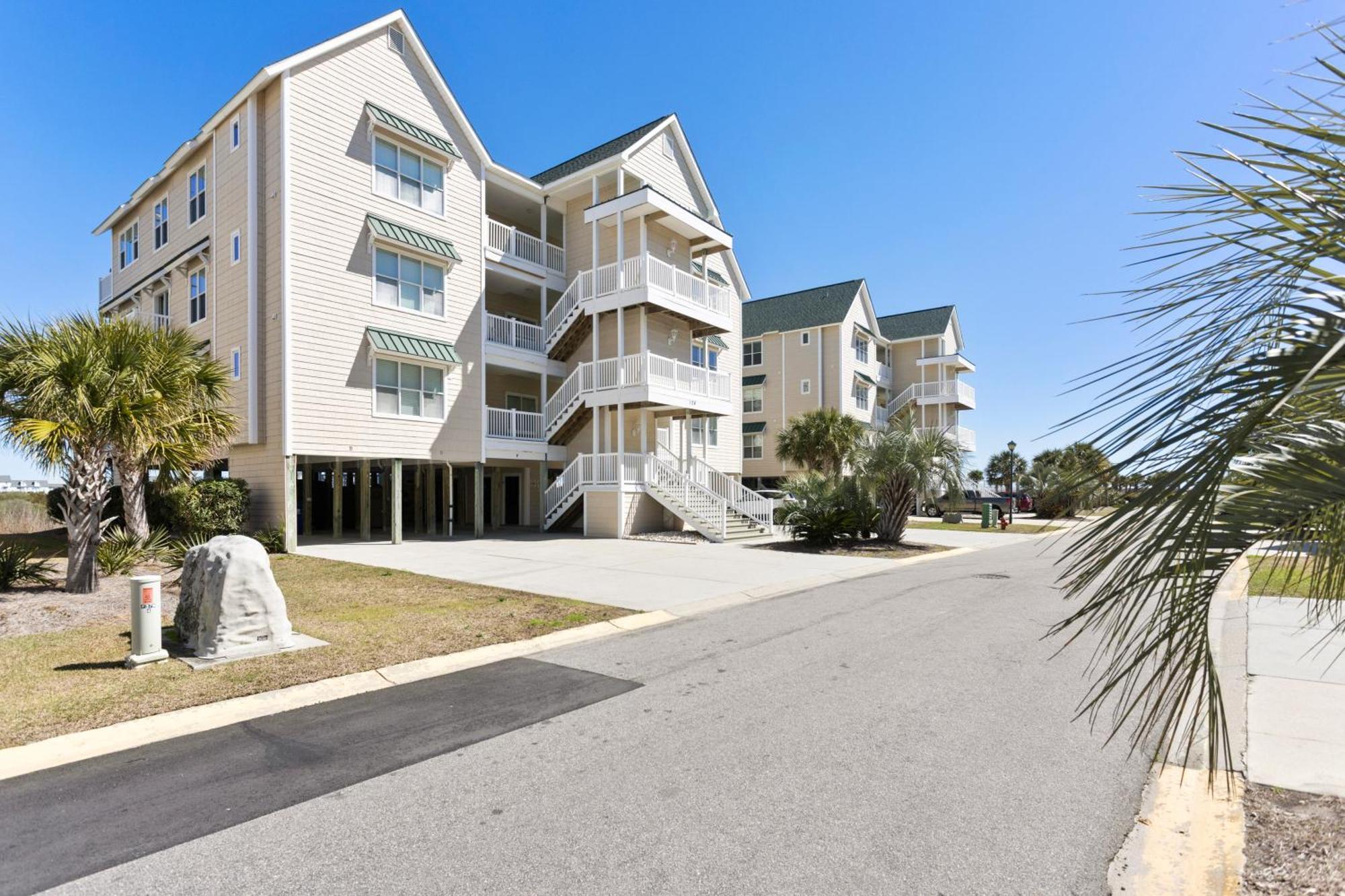 Oceanview 4Br/4Ba Condo, Steps To Beach/Pool Ocean Isle Beach Exterior foto