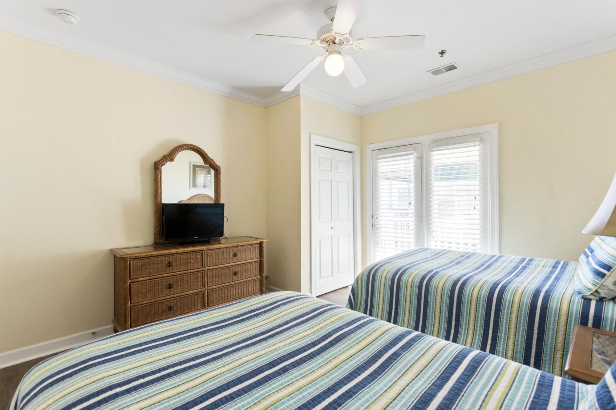 Oceanview 4Br/4Ba Condo, Steps To Beach/Pool Ocean Isle Beach Exterior foto